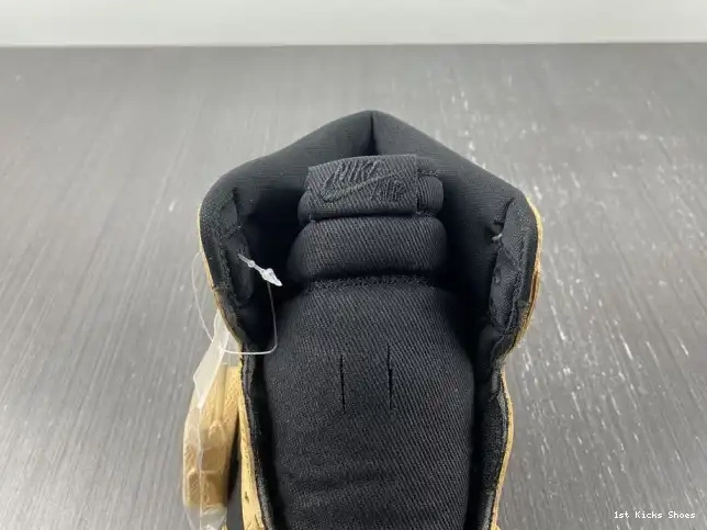 1st Kicks OG Heirloom High Jordan Air 555088-202 1 0620